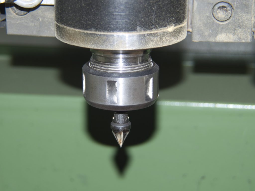 Machine gravure métal