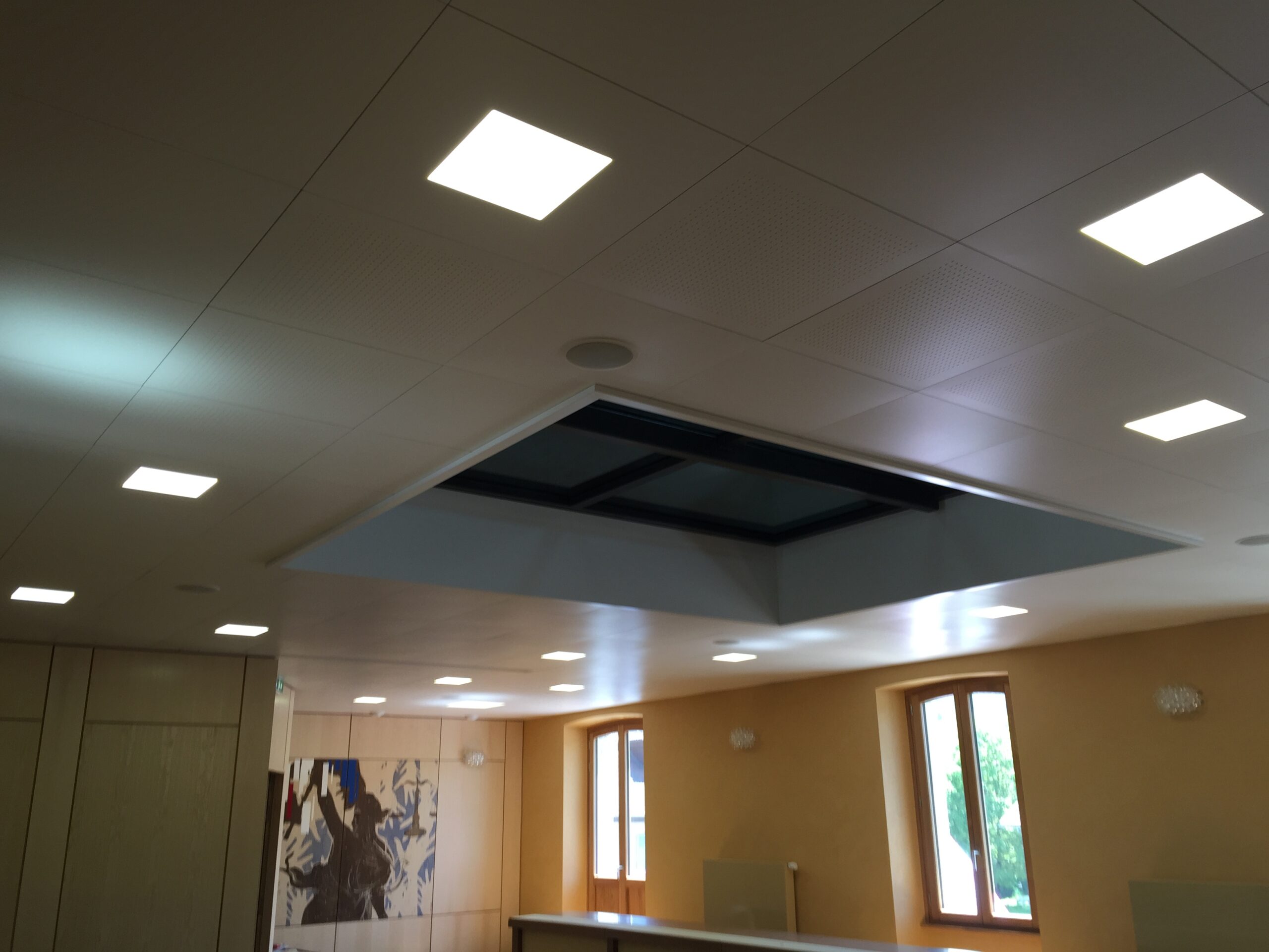 Dalle led pour plafond.